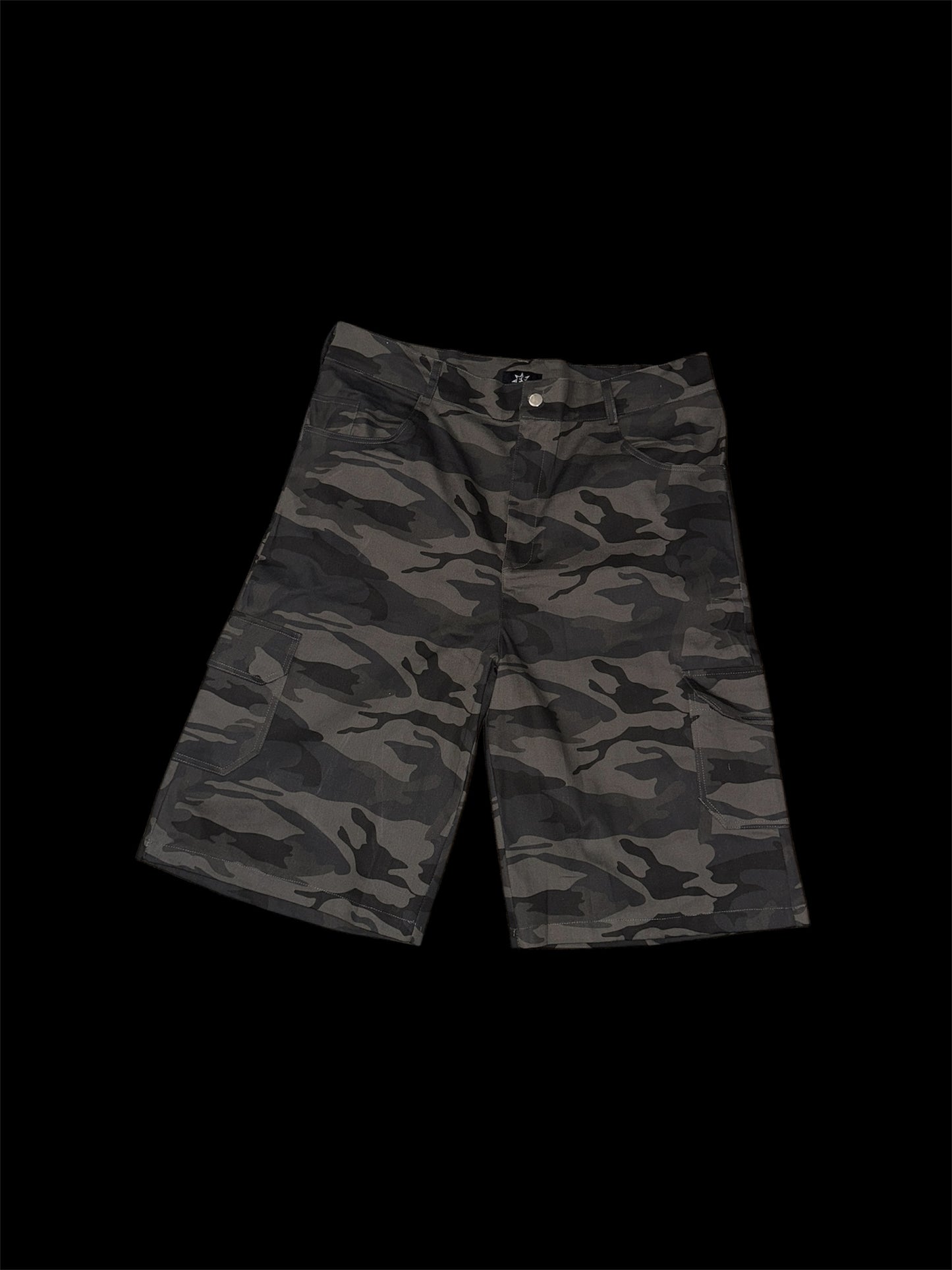 CAMO BAGGY SHORTS